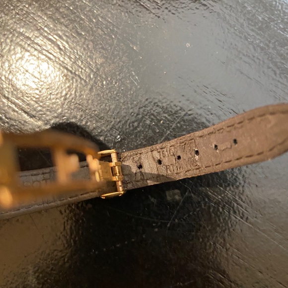 Tissot woman watch - Picture 6 of 9